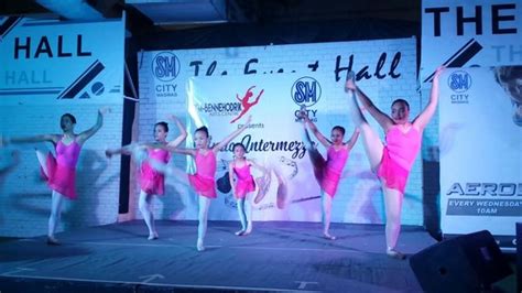 Ballet Academy De Rizal .